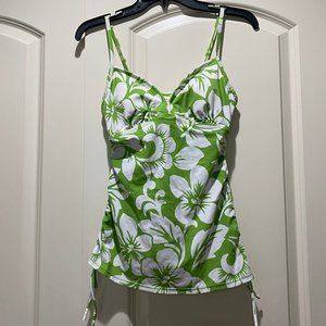 Sonoma Size 8 Green and White Floral Tankini